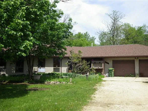 23062 20th St, Fairbank, IA 50629