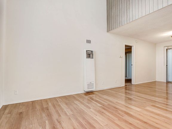 5th image of 9809 Tabor St APT 1