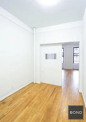 Rented by Bond New York | media 4