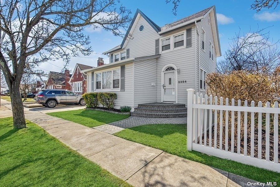 2354 Babylon Street, Wantagh, NY 11793 Zillow