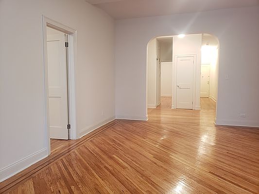 3rd image of 509 Cathedral Pkwy #3LJ