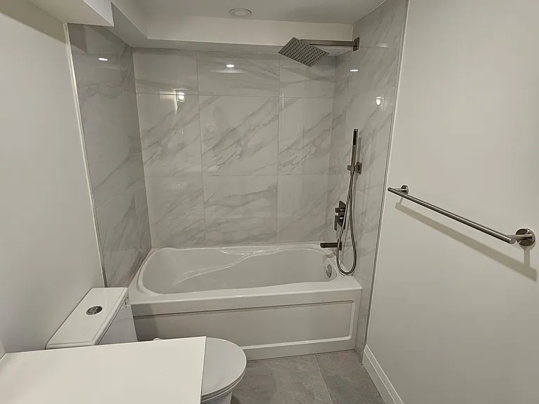 3 Kaufman Dr #UPPER — Photo 22