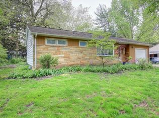 2013 S Vine St, Urbana, IL