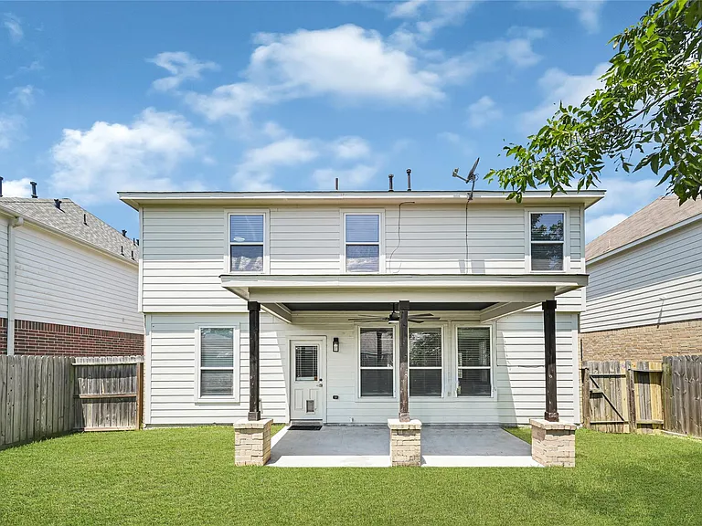 1827 Macondray Dr — Photo 27