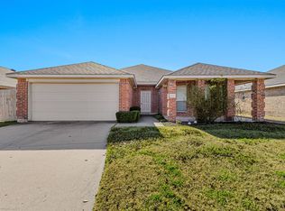 2821 Mockingbird St, Royse City, TX 75189