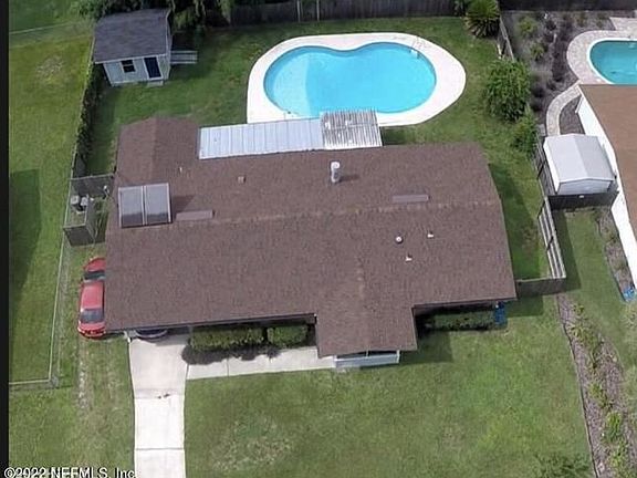 2nd image of 533R Coppitt Dr S