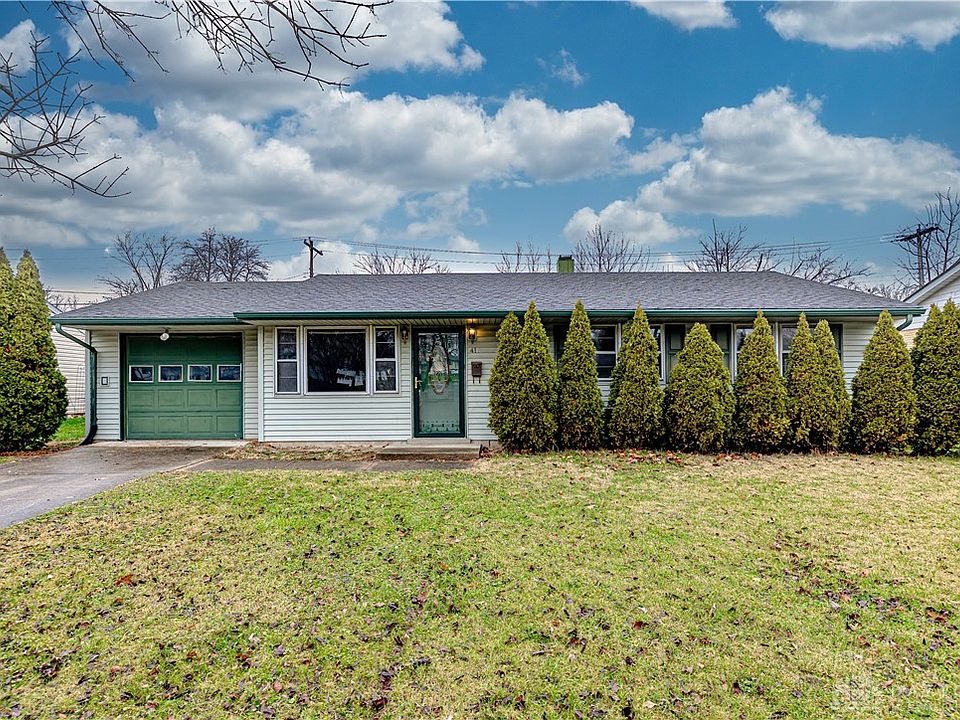 1st image of 411 Rockford Dr