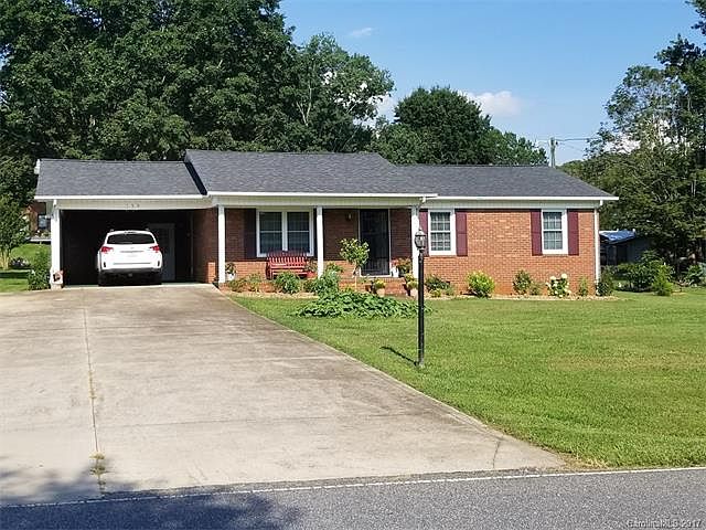 1st image of 150 Devon Ln