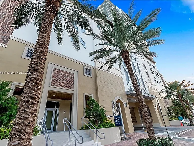 300 Sunny Isles Blvd #802 — Photo 38