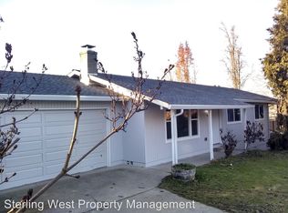 859 N Berkeley Way, Medford, OR