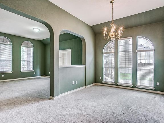 4th image of 16609 Dalmahoy Dr