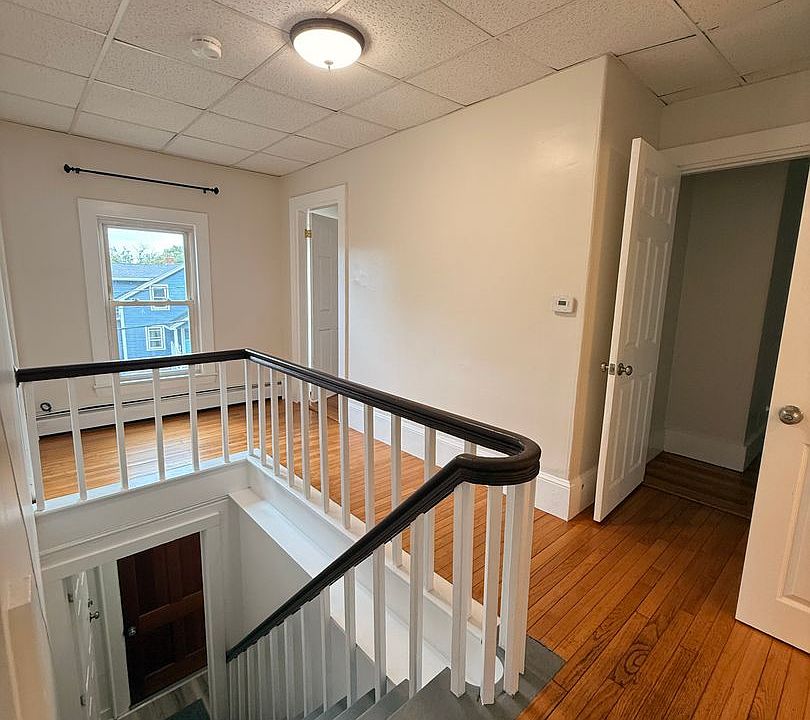 1st image of 139 Skillings St #2