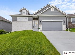 4708 N 210th Ave, Elkhorn, NE 68022