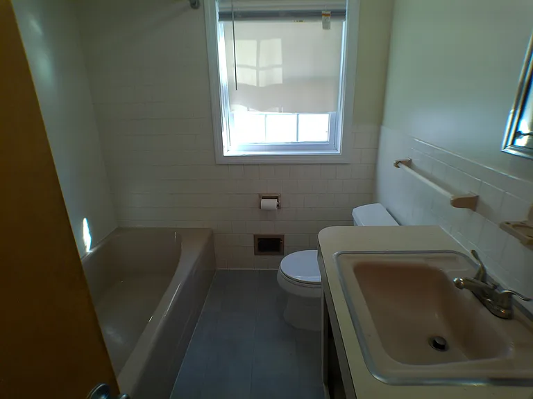 17 Hazelton St #1 — Photo 10