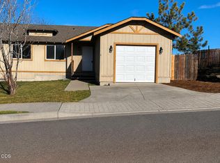 402 SE Carmen Way, Madras, OR 97741