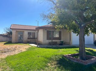 15231 Sunflower Ln, Victorville, CA 92394