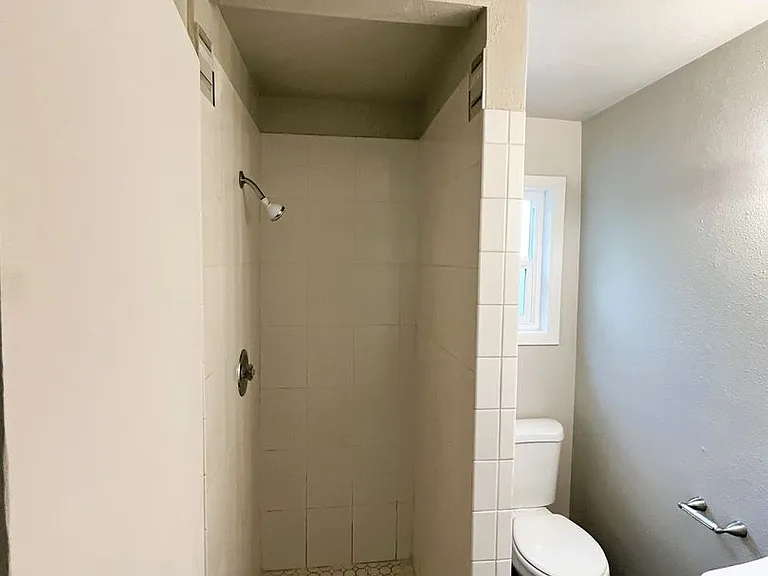 765 E 18th Ave #6 — Photo 12