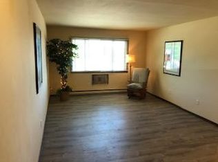 8409 W Morgan Ave #202, Milwaukee, WI 53228