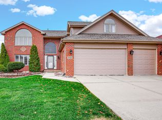 21222 Vivienne Dr, Matteson, IL 60443