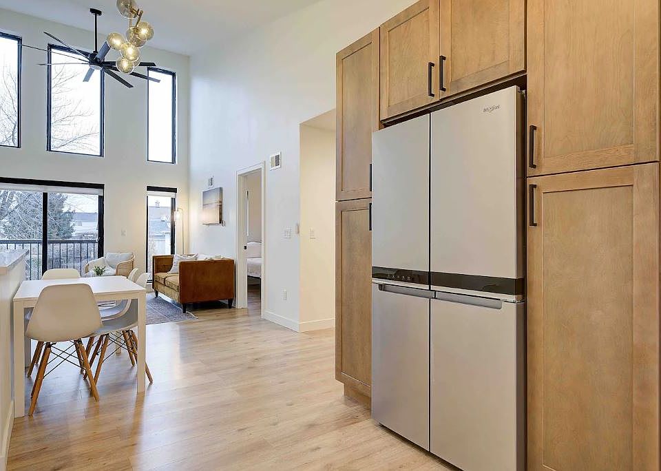 kitchen/living