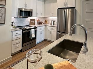 1735 N Us Highway 183 #1008, Leander, TX 78641