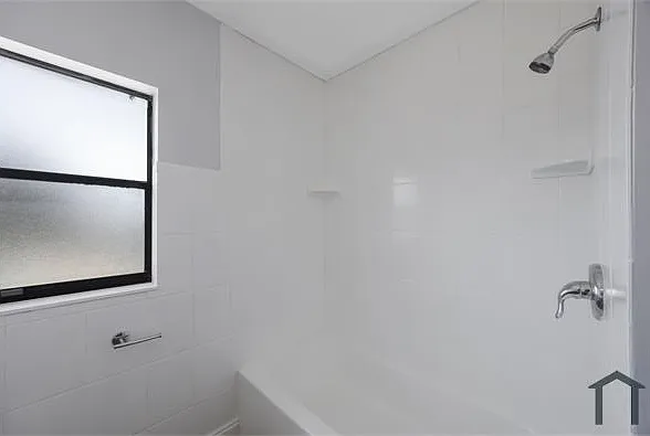 200 Westwood Ter N #198 — Photo 10