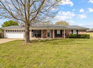 609 Craig Dr, Palestine, TX