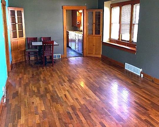 5th image of 710 W Prescott Ave