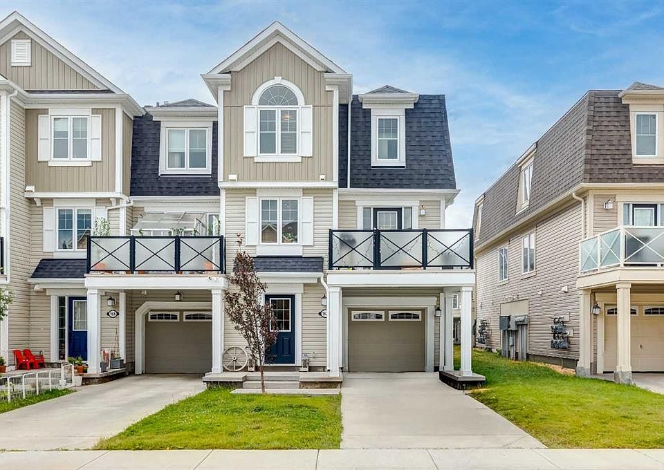 1st image of 162 E Windstone Mews SW