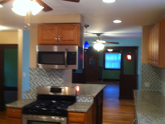 4th image of 336 Riverside Ave