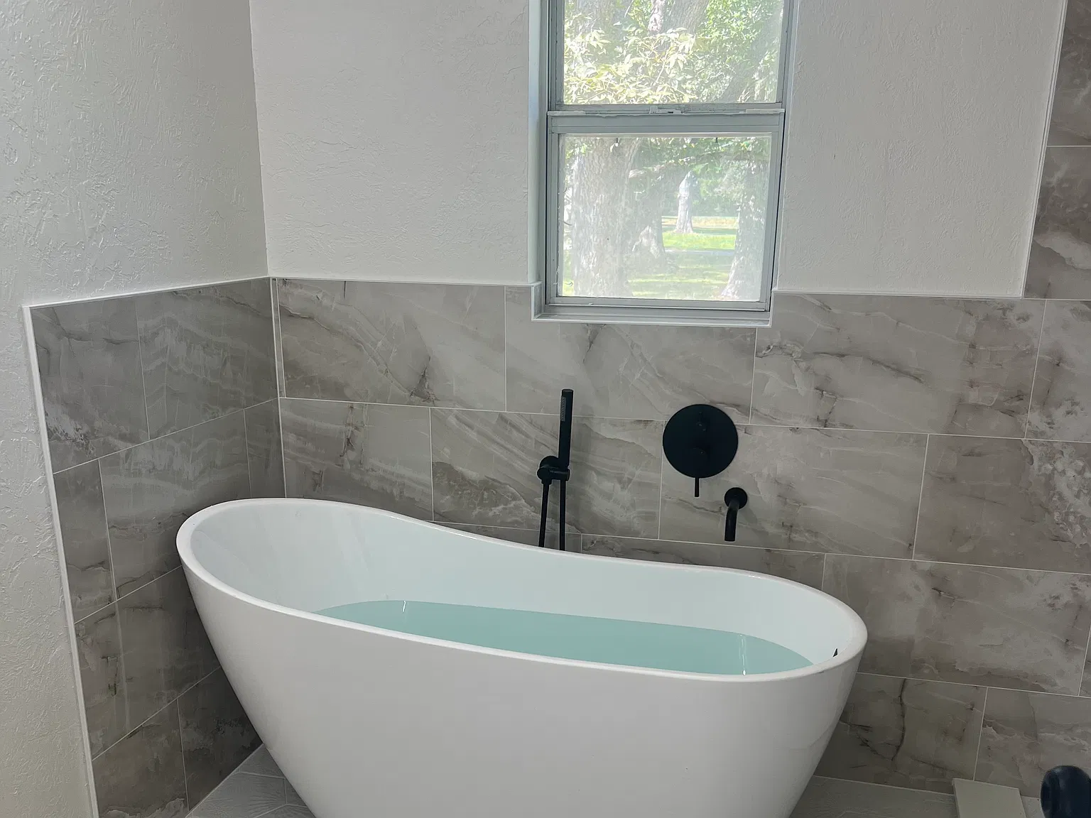 4 bed, 1800 sqft, $2,300 — Photo 2