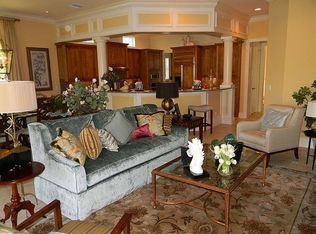 3090 Aviamar Cir, Naples, FL 34114