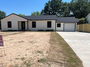 306 McNee Dr, Henderson, TX 75654