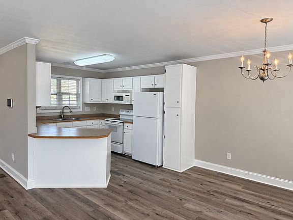 3rd image of 714 Ralph Graham Dr