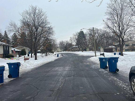 4th image of 11040 Stanley Rd