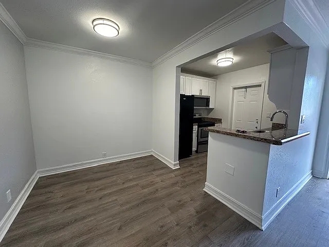 Dixie Realty LLC — Photo 29