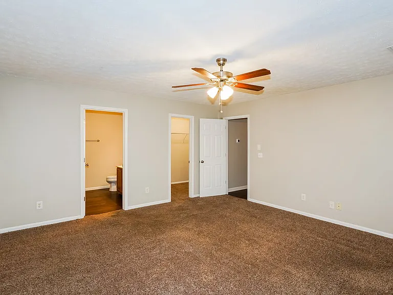 3005 Fieldstone Ct — Photo 9