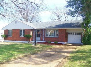 9442 Westchester Dr, Saint Louis, MO