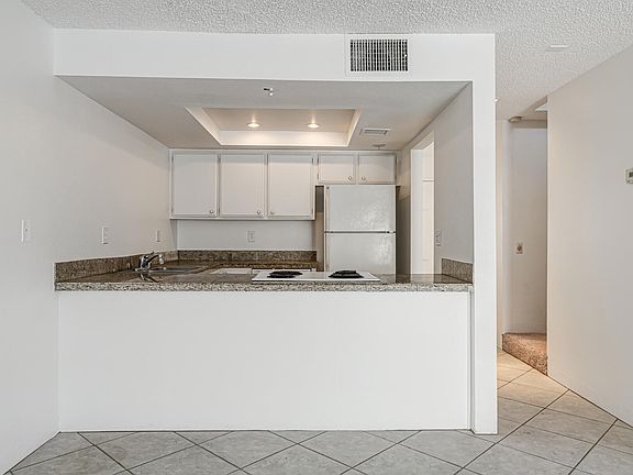 4th image of 280 S Avenida Caballeros Unit 249