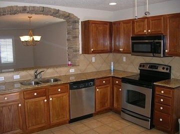 http://www.propertyboss.net/CustomerImages/AMMRE_1205/media/Properties/9636%20Sundoro%20Place/zsmall