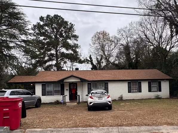 3890 Robinson Rd, Macon, GA 31204