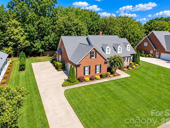 2nd image of 5480 Glen Forest Dr
