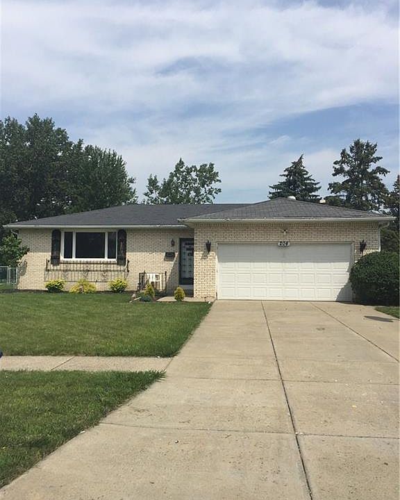 1st image of 204 Sharon Dr