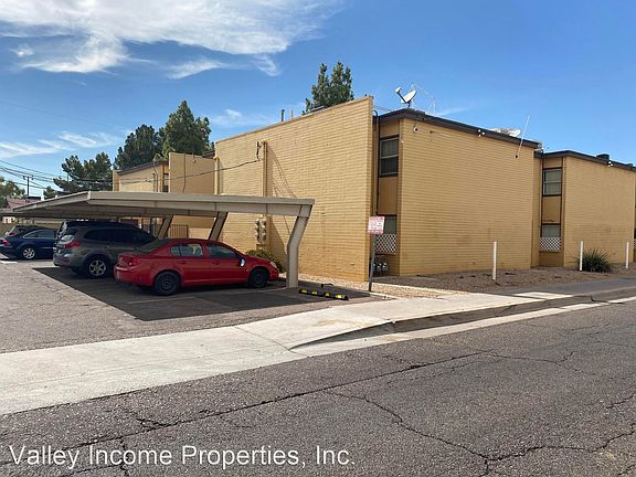 5th image of 2507 W Maryland Ave APT 111