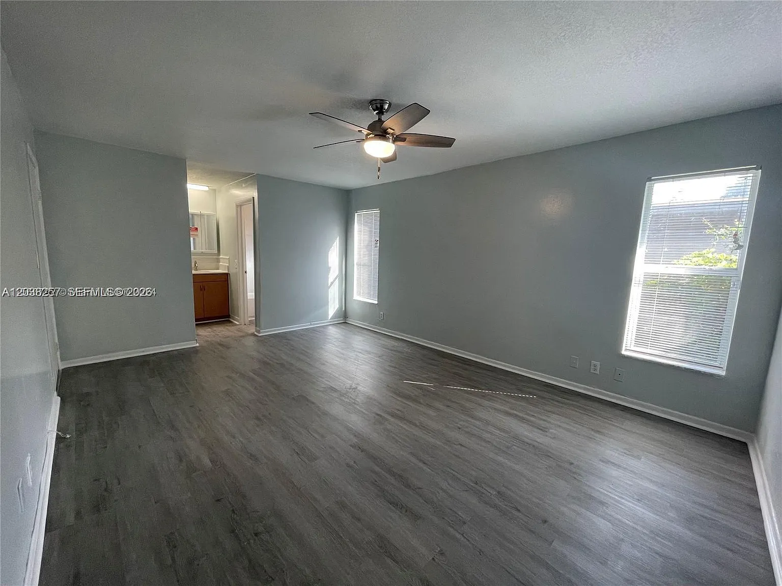 Coral Springs Sub No 1 — Photo 2
