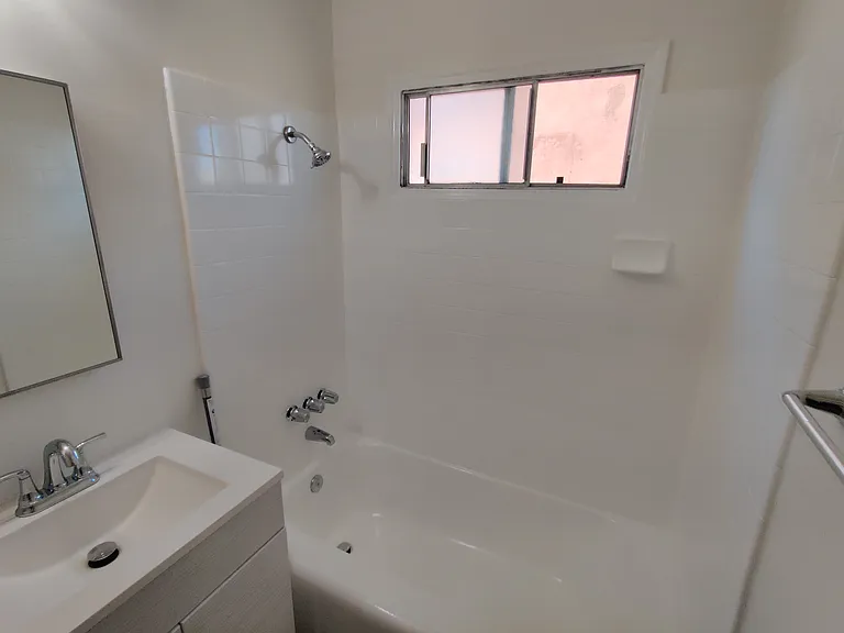 533 N Poplar Ave #533 — Photo 14