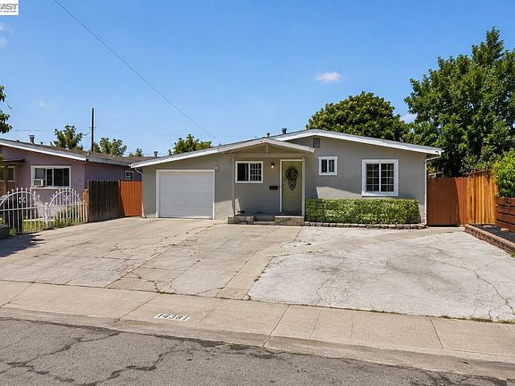 2nd image of 14391 Victoria Ct