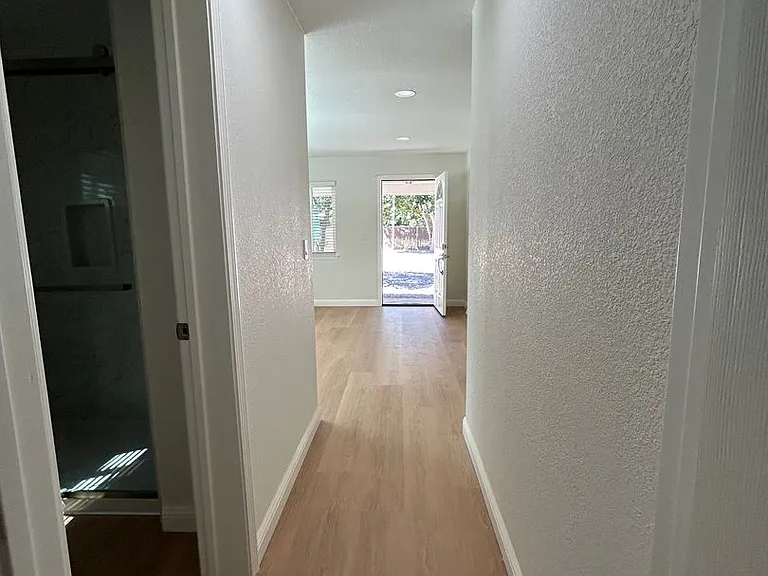 316 Butcher Rd — Photo 10