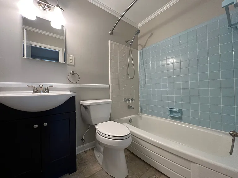 805 Gardenview Dr — Photo 17