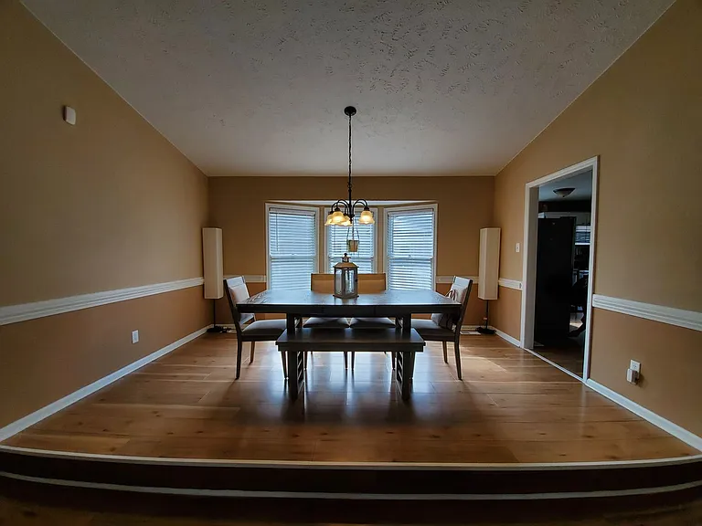 6786 Candlewood Dr — Photo 3